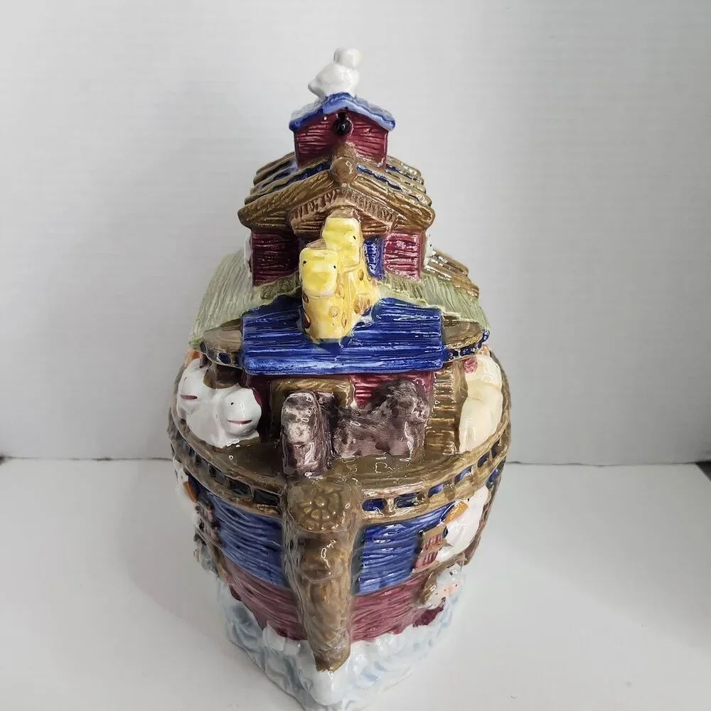 Vintage Bico NOAHS ARK Animals Colorful Ceramic Lidded 11